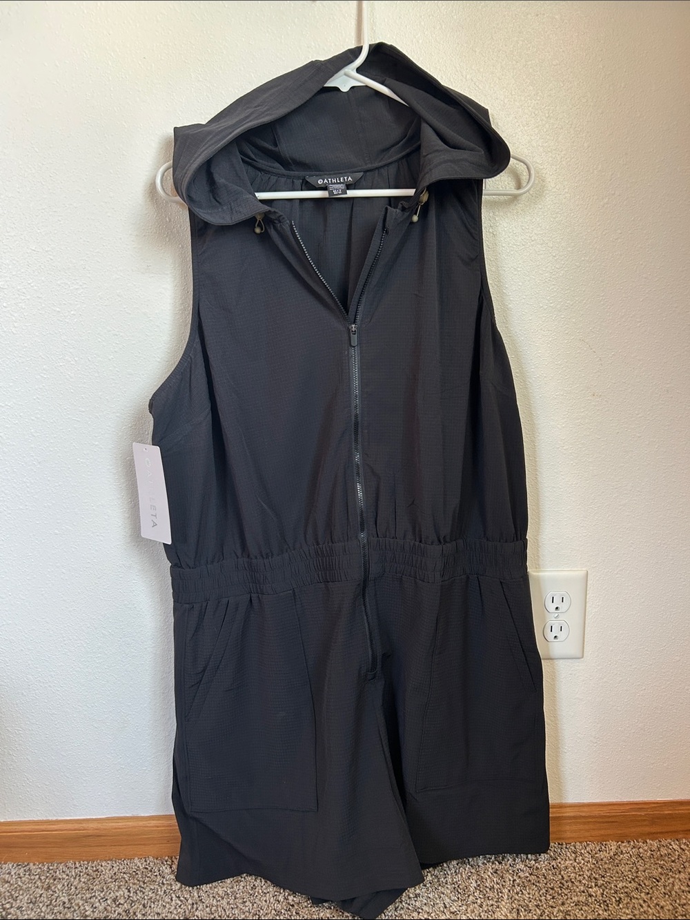 Athleta Black Sleeveless Hooded Zip Romper- NWT size MT
